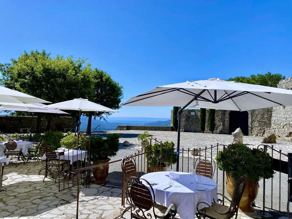 Auberge du Vieux Château Restaurant in Cabris