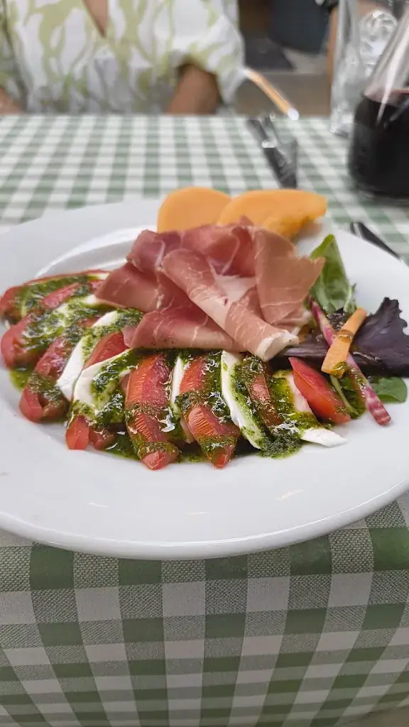 Andy N_La Providence_Caderousse_review