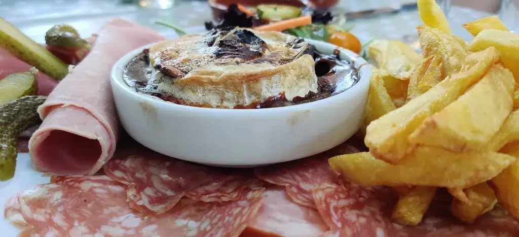 Steen Filskov Andersen_La Providence_Caderousse_review