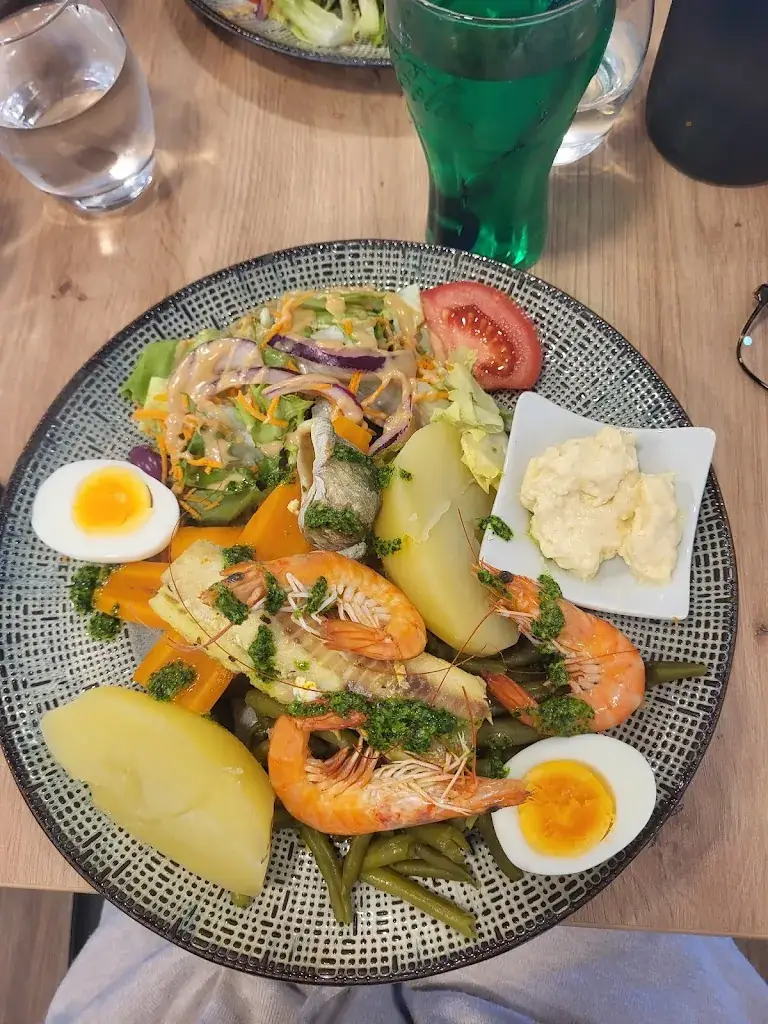 Marie-Paule Camossetti_La Brasserie de Cadolive_Cadolive_review