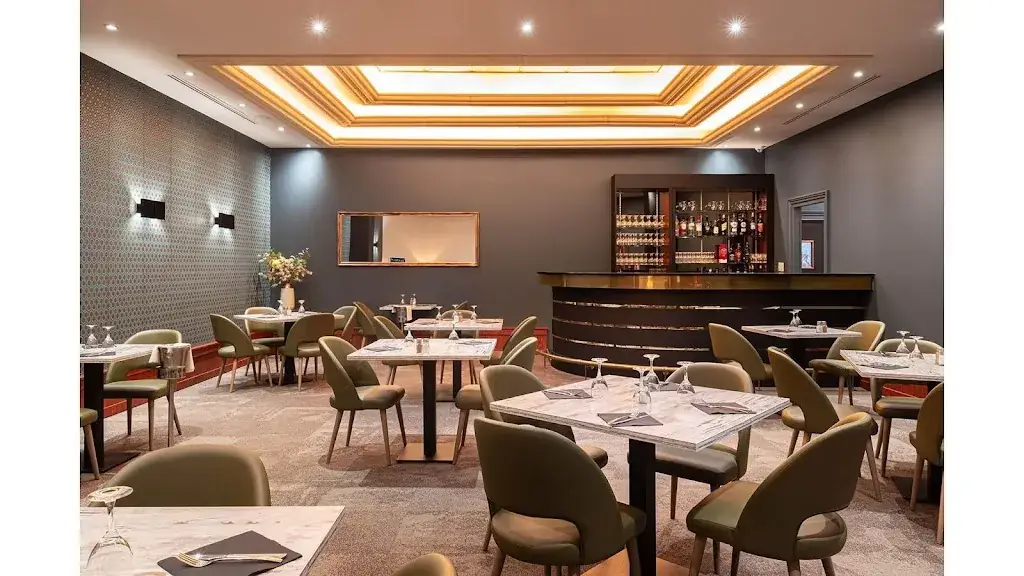 Restaurant Rouge 32 - Casino Noirétable_Noirétable_slider_image_1