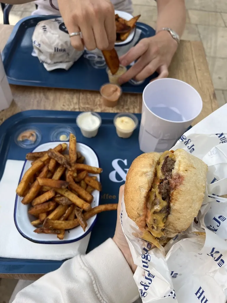 M L_HUG AND JO restaurant_Brignoles_review