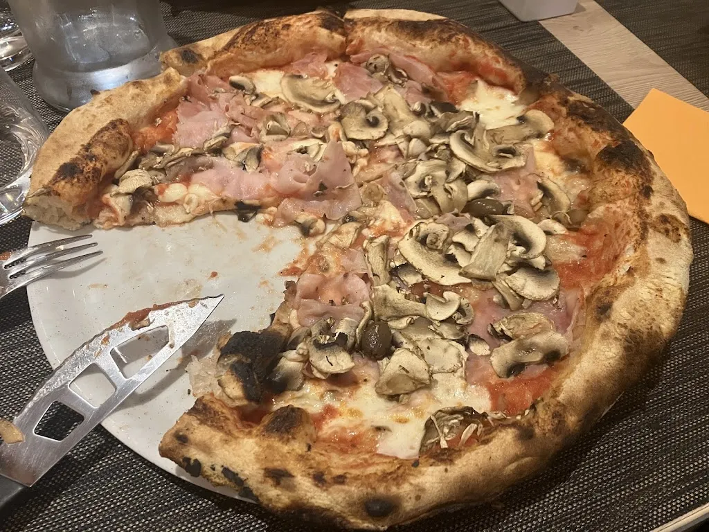 Caroline Kjelsmark_ROSSINI PIZZA_Brignoles_recensione