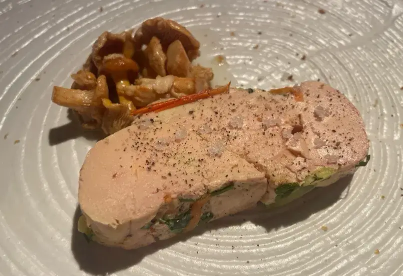 Alex de Taranto_Auberge Fontaine du Berger_Orcines_review