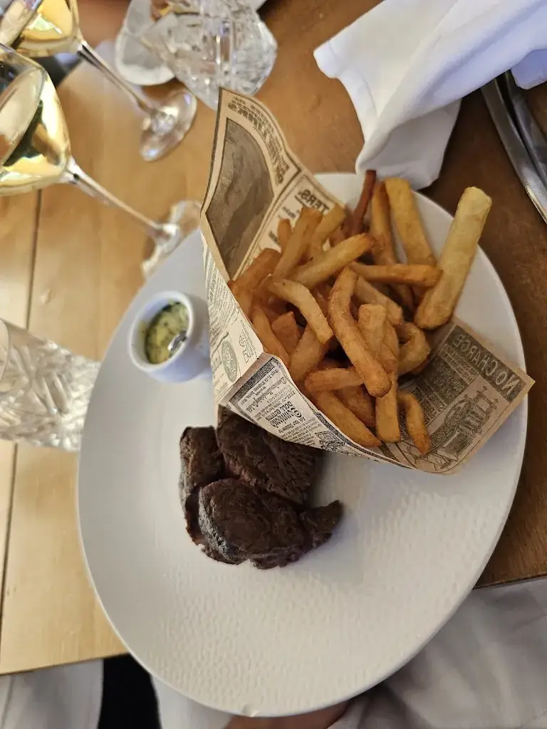 Rony Naoum_Auberge Fontaine du Berger_Orcines_review