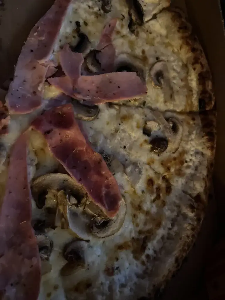 Truchot Hugo_Marcello Pizza_Brignoles_review