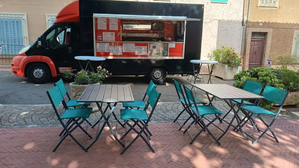 Elloa Pizza_Brignoles_slider_image_1