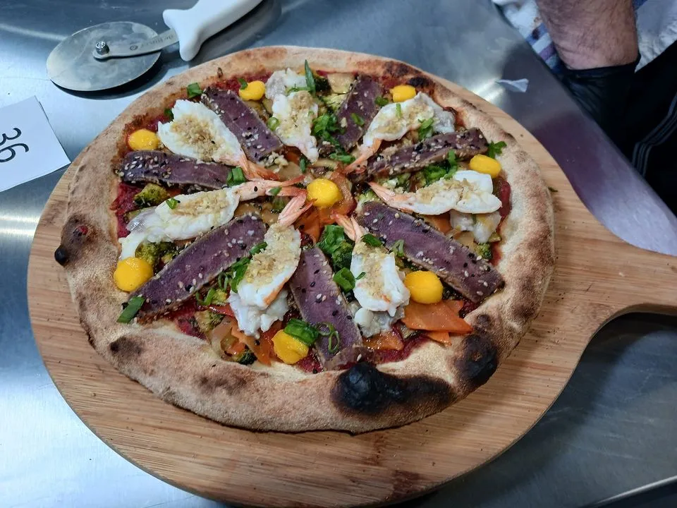 Elloa Pizza_Brignoles_slider_image_2