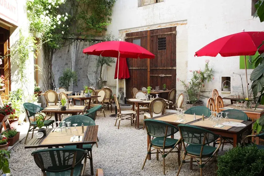 La Source restaurant in Cadenet