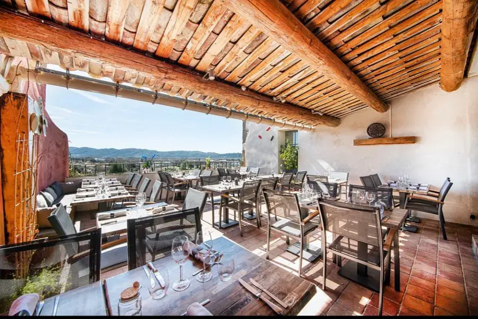 Le Dix'Vin_Cadenet_slider_image_1