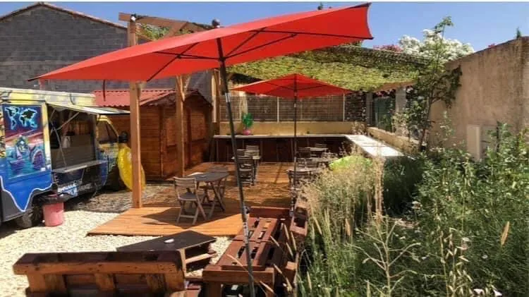 Le Baroudeur restaurant à Cadenet