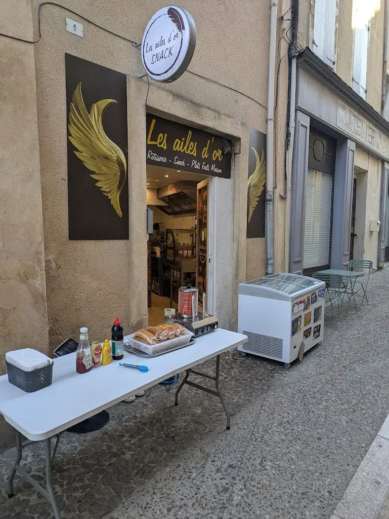 Les Ailes d'Or restaurant in Cadenet