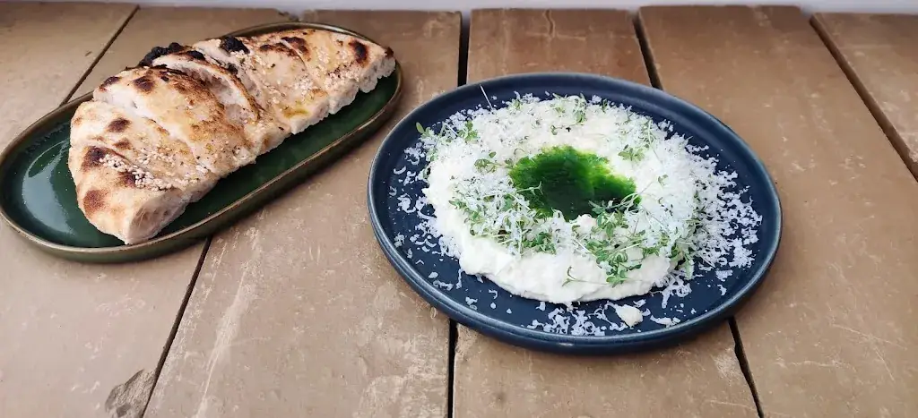 Le Puyverre_Puyvert_slider_image_3