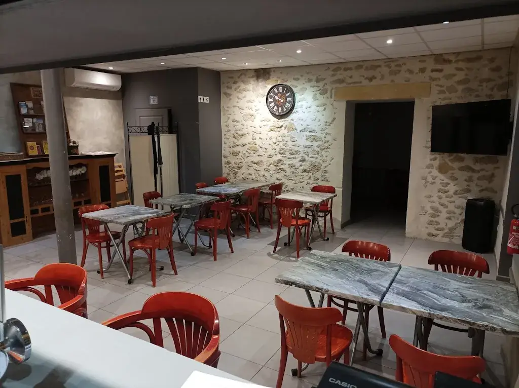 LA FAMILLE_Travaillan_slider_image_1