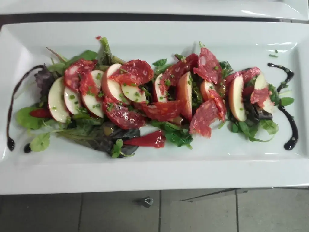 RESTAURANT La Tablée_Camaret-sur-Aigues_slider_image_3