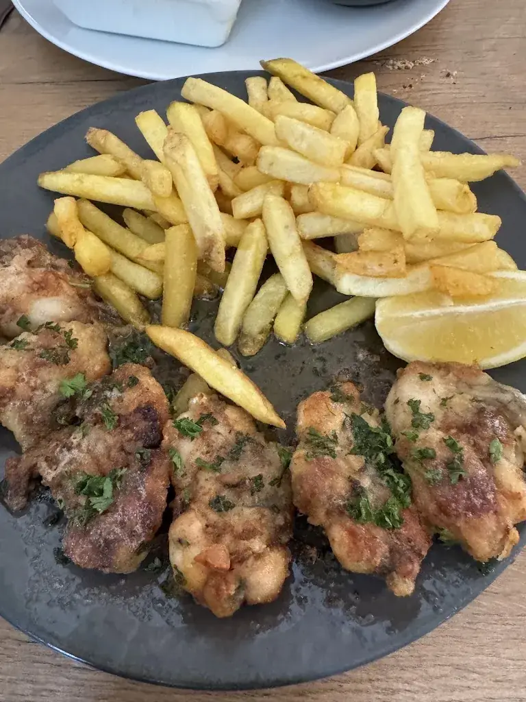 Diana Sparkles_L' Auberge des Tours_Orliénas_review