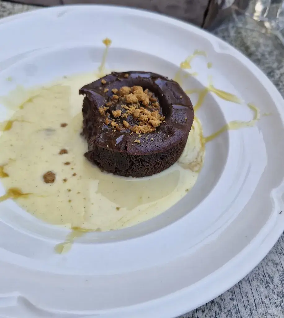 Dominique Anovazzi_L' Auberge des Tours_Orliénas_review