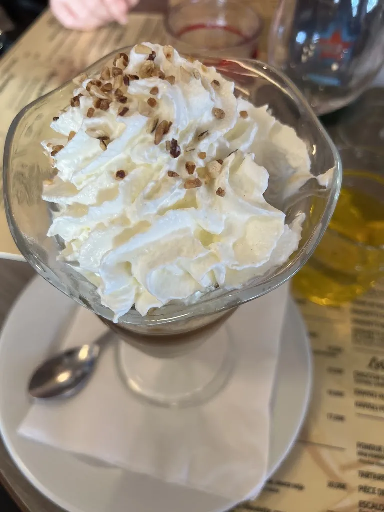 A Gentle Supportive Soul_Pourquoi-Pas_Cagnes-sur-Mer_review