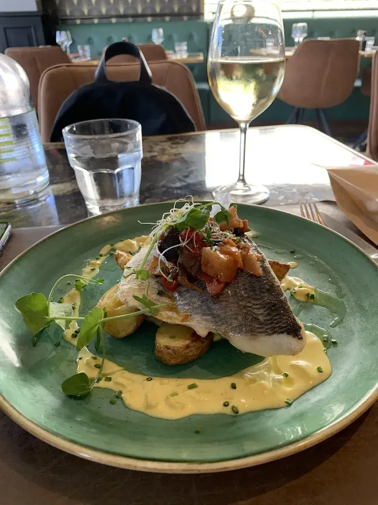 Cristian Vaccarone_Restaurant La Cravache Les Paris Mutuels Urbains_Cagnes-sur-Mer_recensione