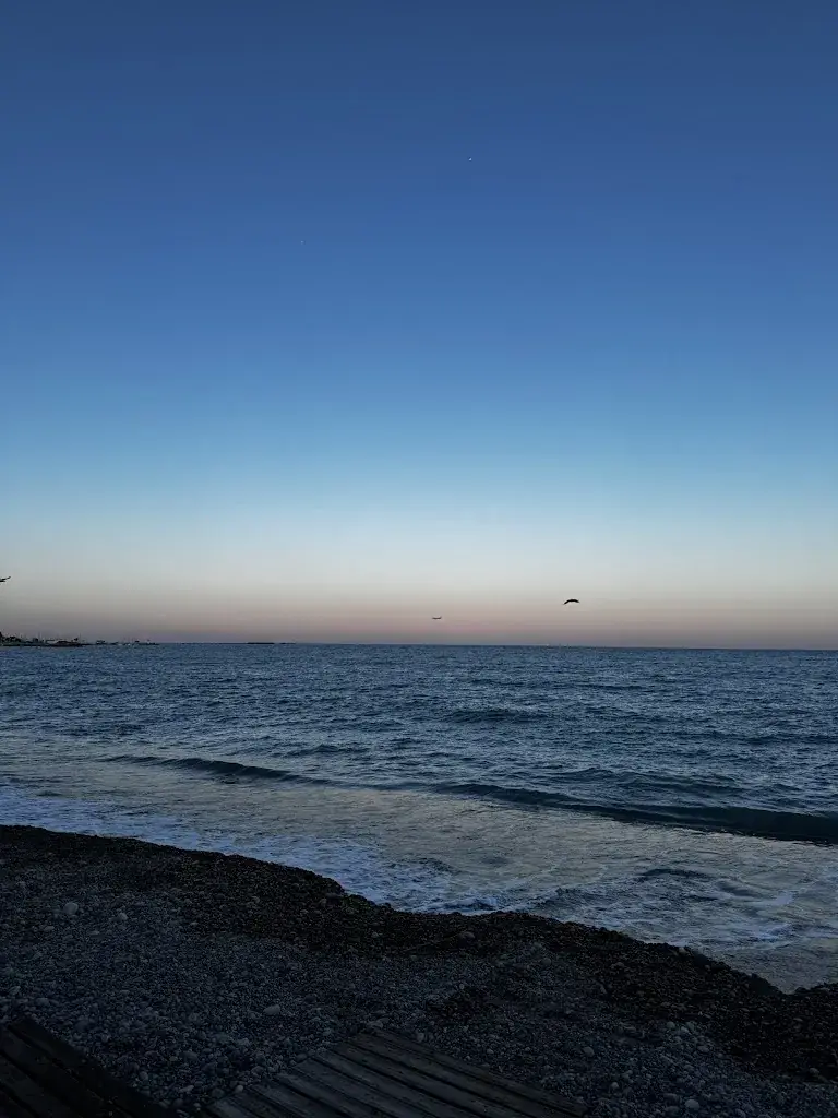 Celia_Cigalon Plage_Cagnes-sur-Mer_review