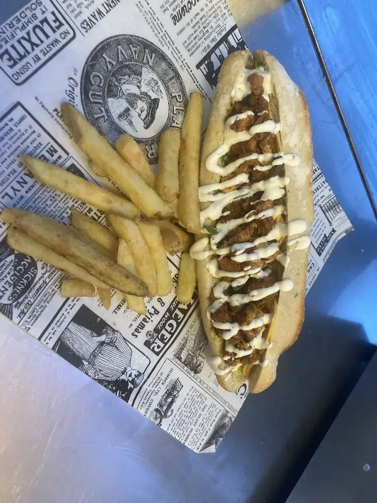 Pouss’ Burger_Orliénas_slider_image_1