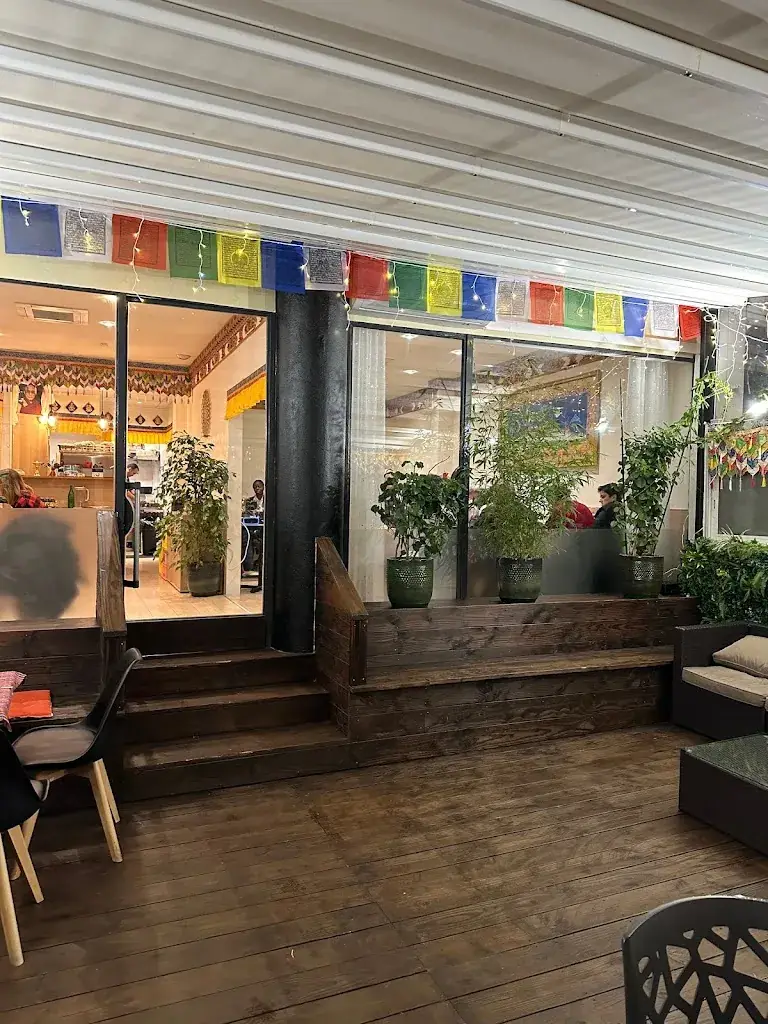 Lhamo Sakang restaurant in Cagnes-sur-Mer