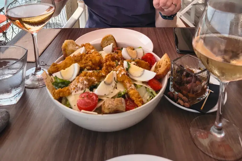 Anne Brokjær_Art Beach by Victoria_Cagnes-sur-Mer_review