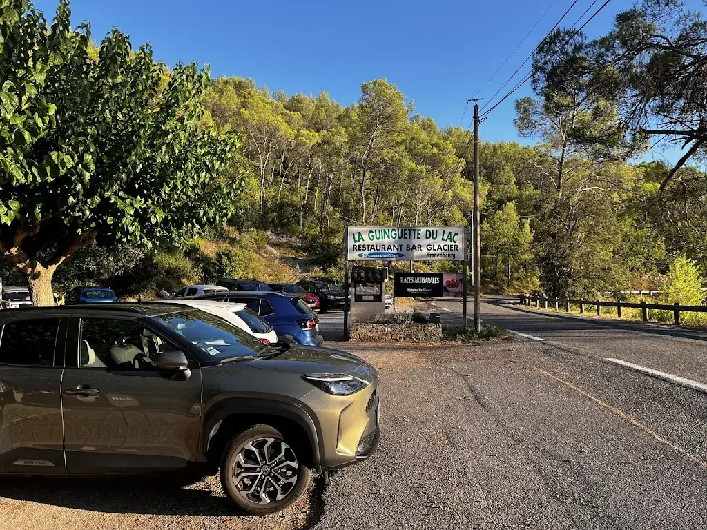 Oguz Karadeniz_La Guinguette du Lac CARCES_Carcès_recensione