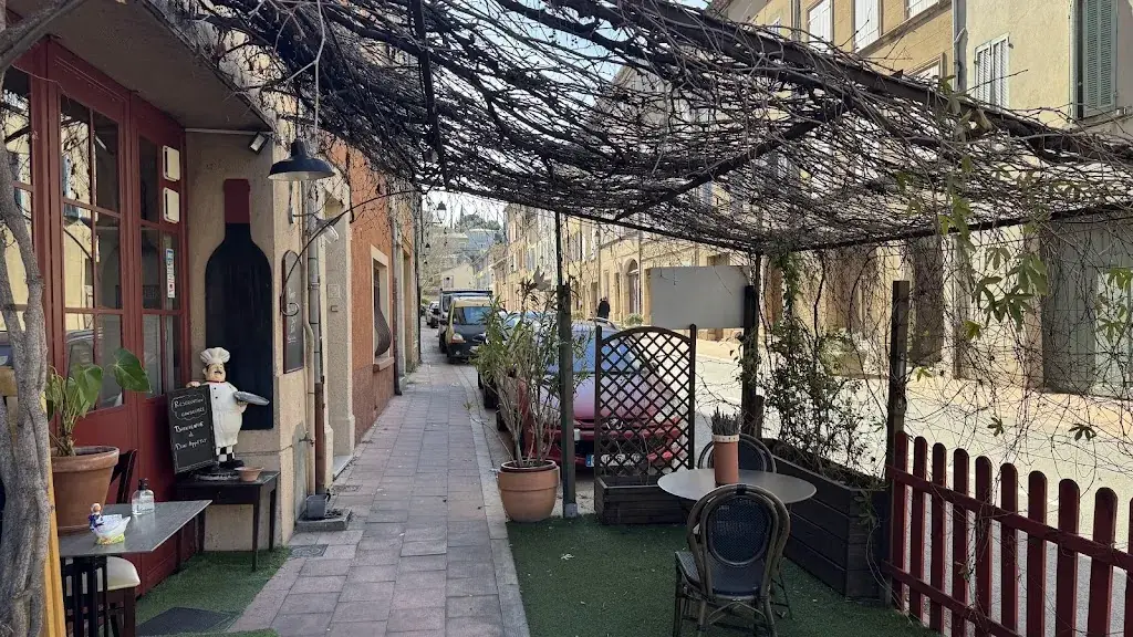 Au Bon Endroit_Carcès_slider_image_1