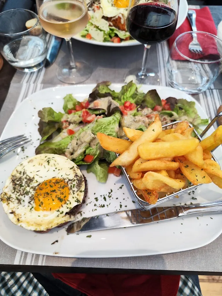 Menu_Restaurant pizzeria La Petite Fontaine_Carcès_image_8