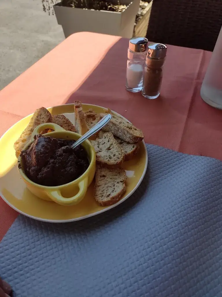 Derek J Lang_RESTAURANT LE PRESSOIR_Carcès_recensione