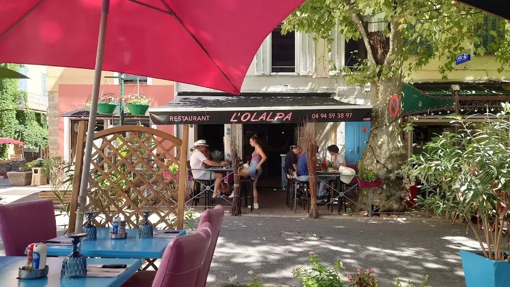 L'Olalpa restaurant in Carcès