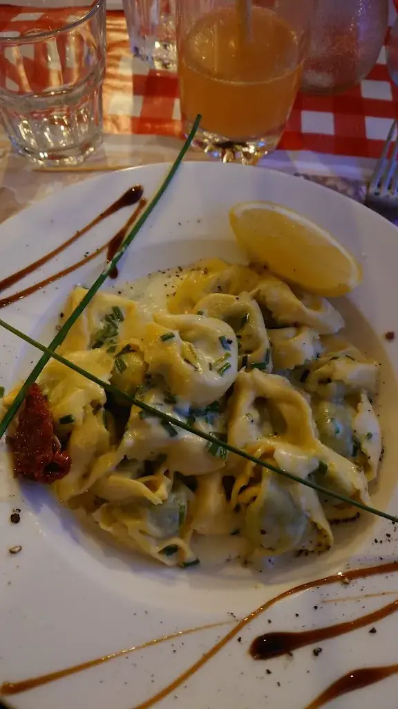 JOYCE BERNARD_Au Rendez-Vous_Callian_review