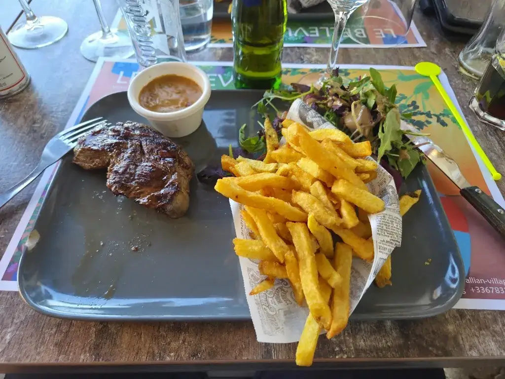 Kjetil Lindløkken_Le Bellevue_Callian_review