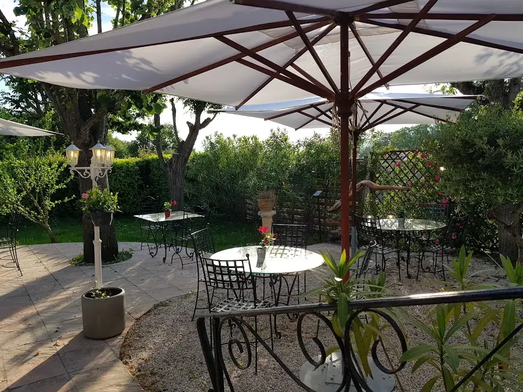 Le Carré d'Ange restaurant in Montauroux