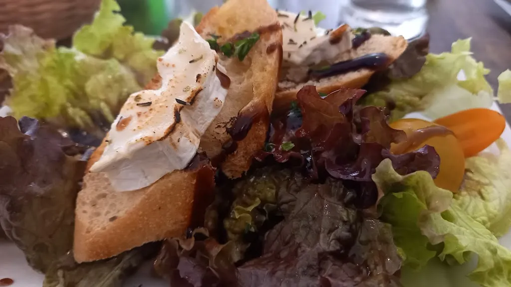 Thierry WAGNER_Bistrot n’joy_Oytier-Saint-Oblas_review