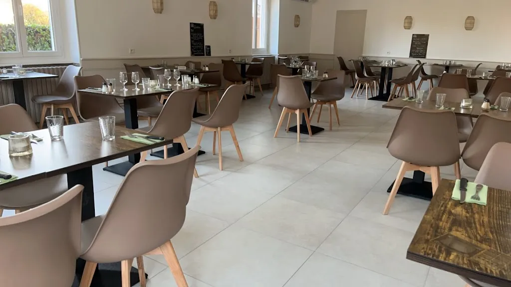 Bistrot n’joy restaurant à Oytier-Saint-Oblas