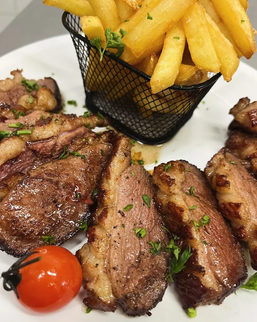 Bistrot n’joy_Oytier-Saint-Oblas_slider_image_2