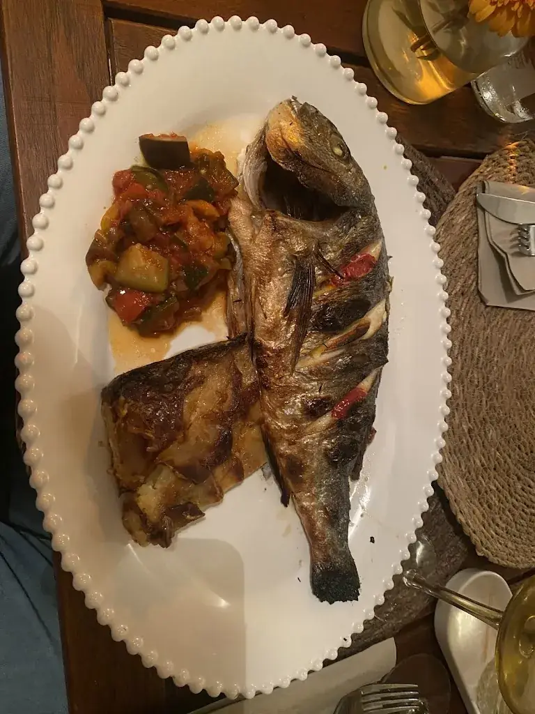 Thomas J Hood_Histoire Sans Faim_Montauroux_review