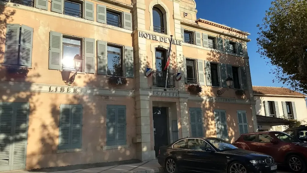 M B_Brasserie du clos_Montauroux_review