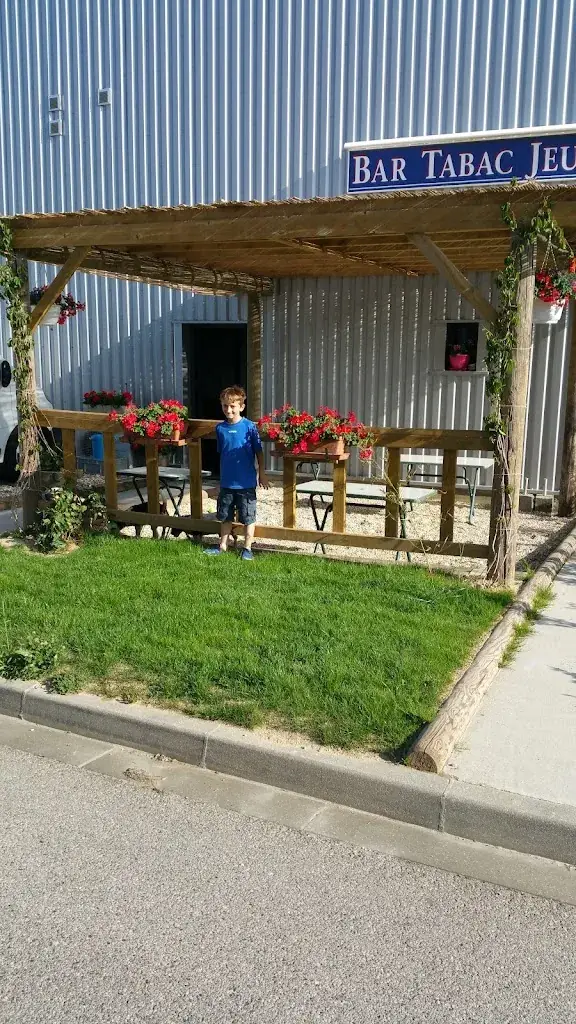 BAR Au P'tit Plus_Oytier-Saint-Oblas_slider_image_3