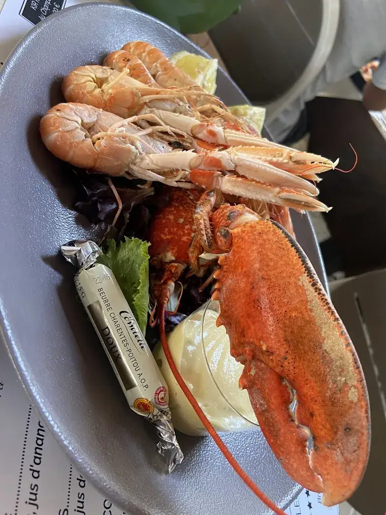 Rozina McHugh_Auberge Fleurie_Fayence_review