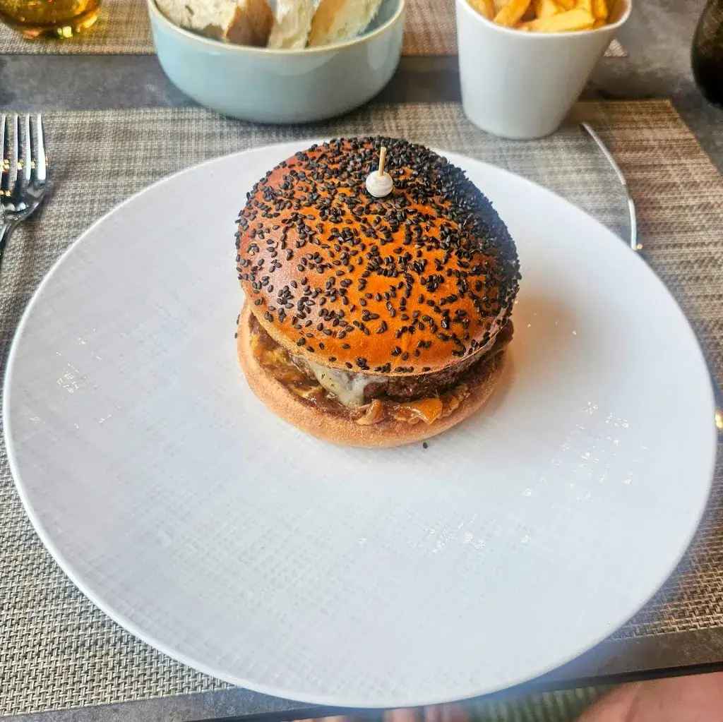 Paul Brown_Restaurant Le GAUDINA_Tourrettes_review