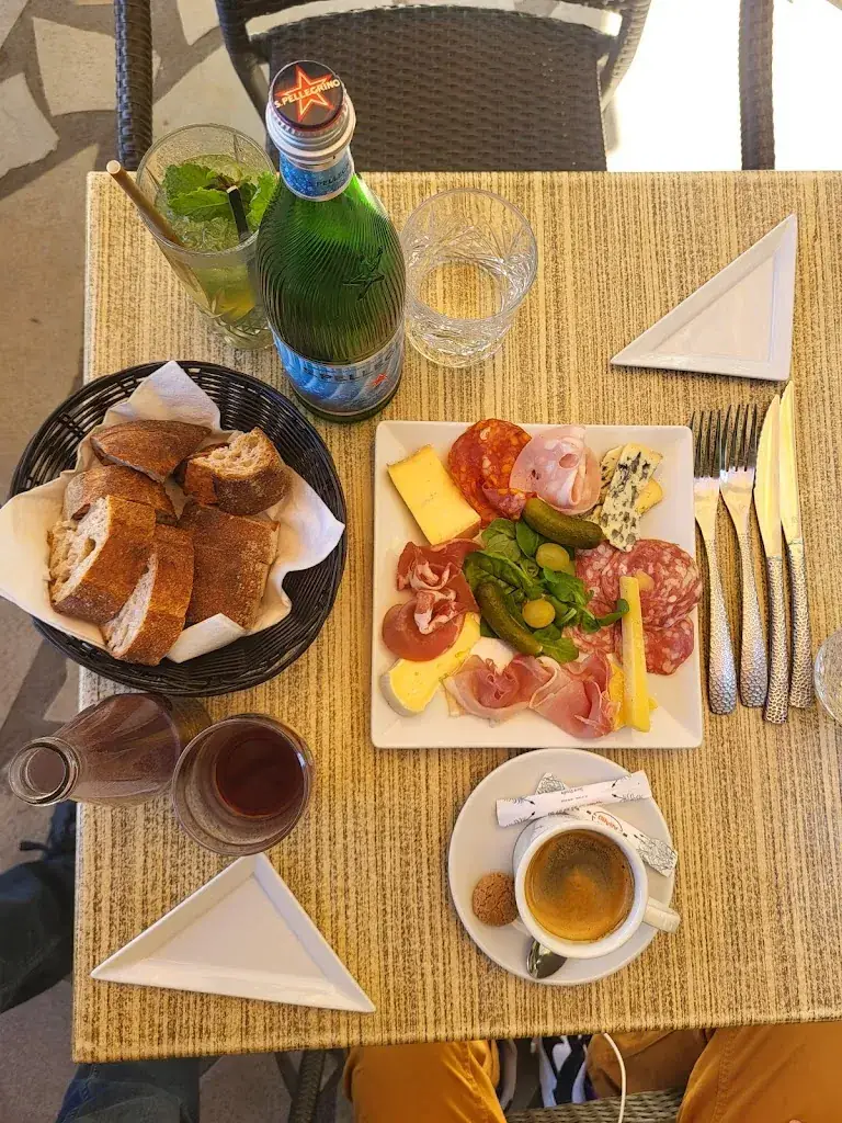 Menu_Moondi’s_Fayence_immagine_6