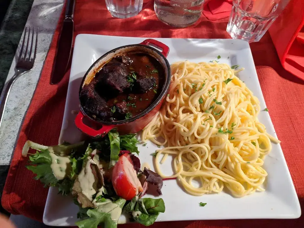 natasa djordjevic_L'Entracte_Fayence_recensione