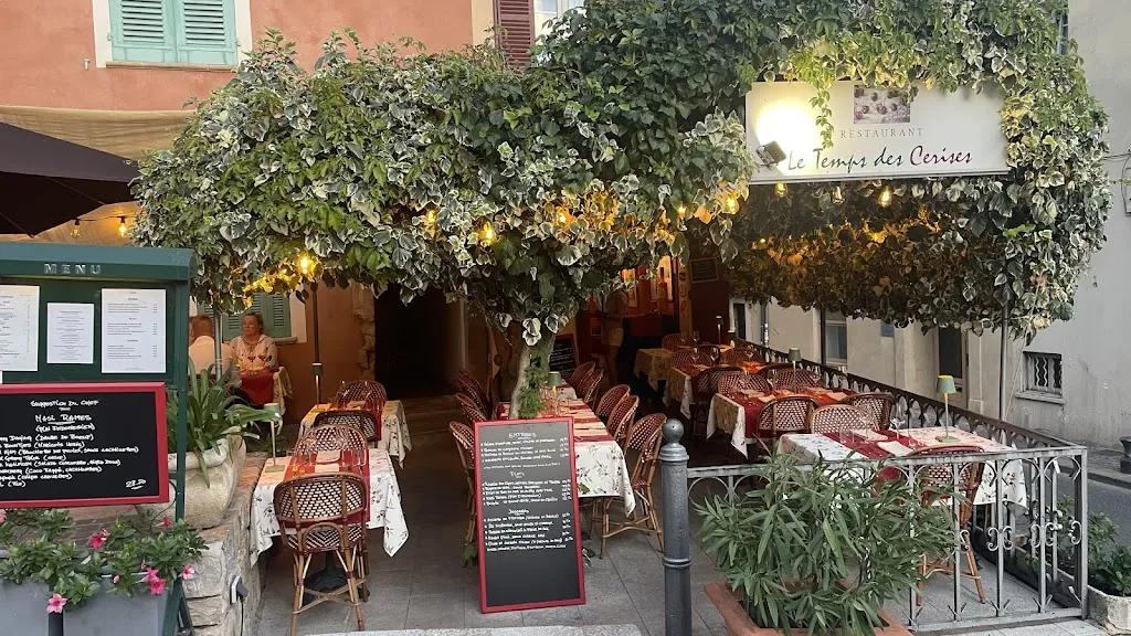 Restaurant Le Temps des Cerises ristorante a Fayence