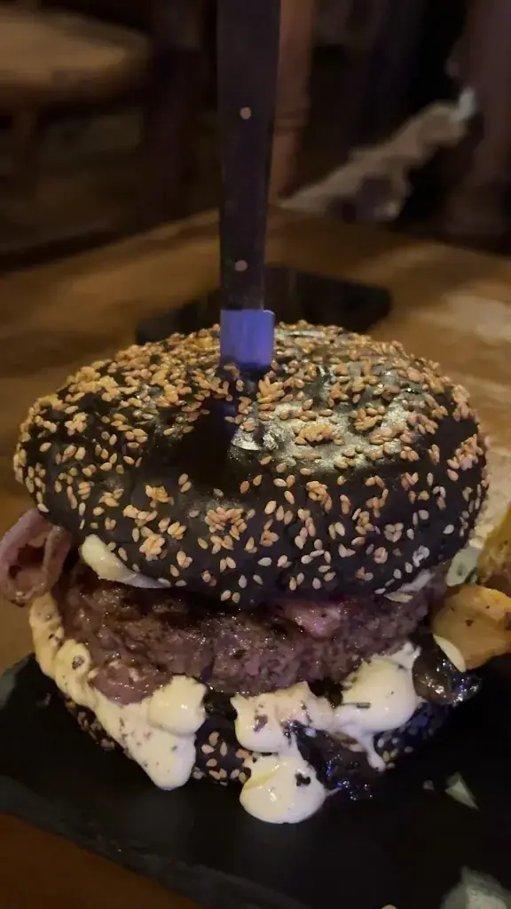 Halyna Dykun_Black Sails - A Pirate Tavern By Chef LeChat_Cannes_review