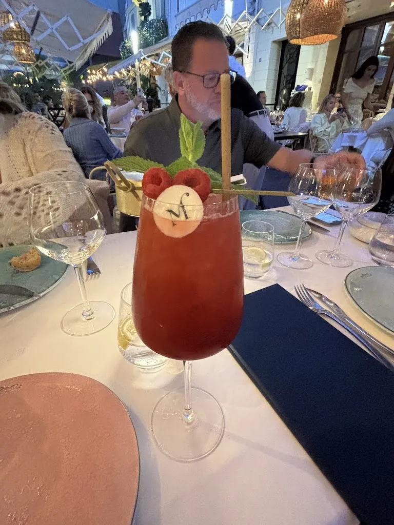 Chelsea Justice_La Môme_Cannes_recensione