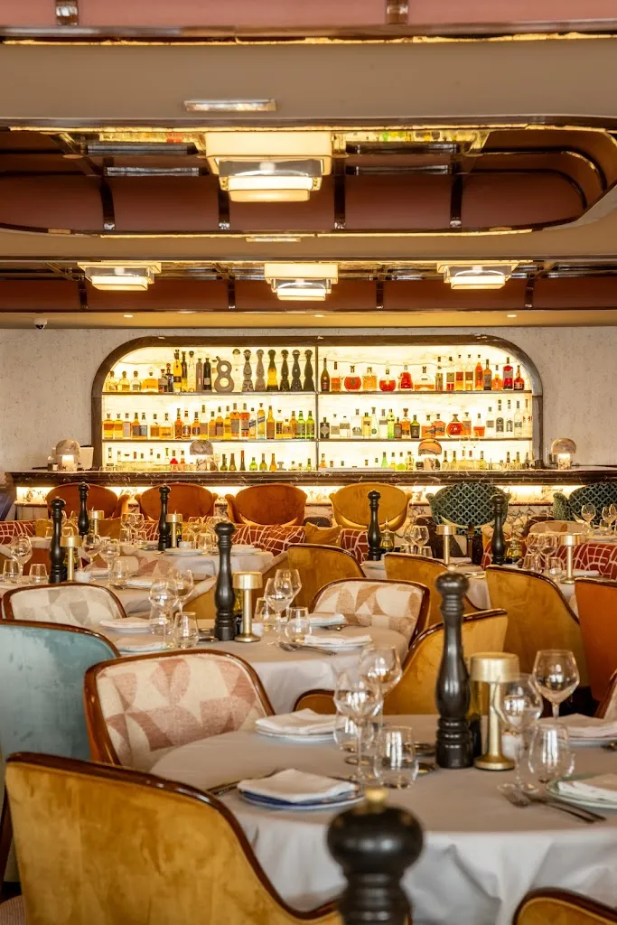 La Môme_Cannes_slider_image_1