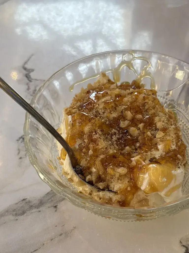 Eleonora Sofia Bianco_Parthenopi_Cannes_review